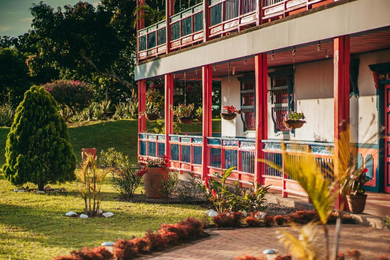 Hotel Arrayanes Del Quindio Montenegro Exteriér fotografie