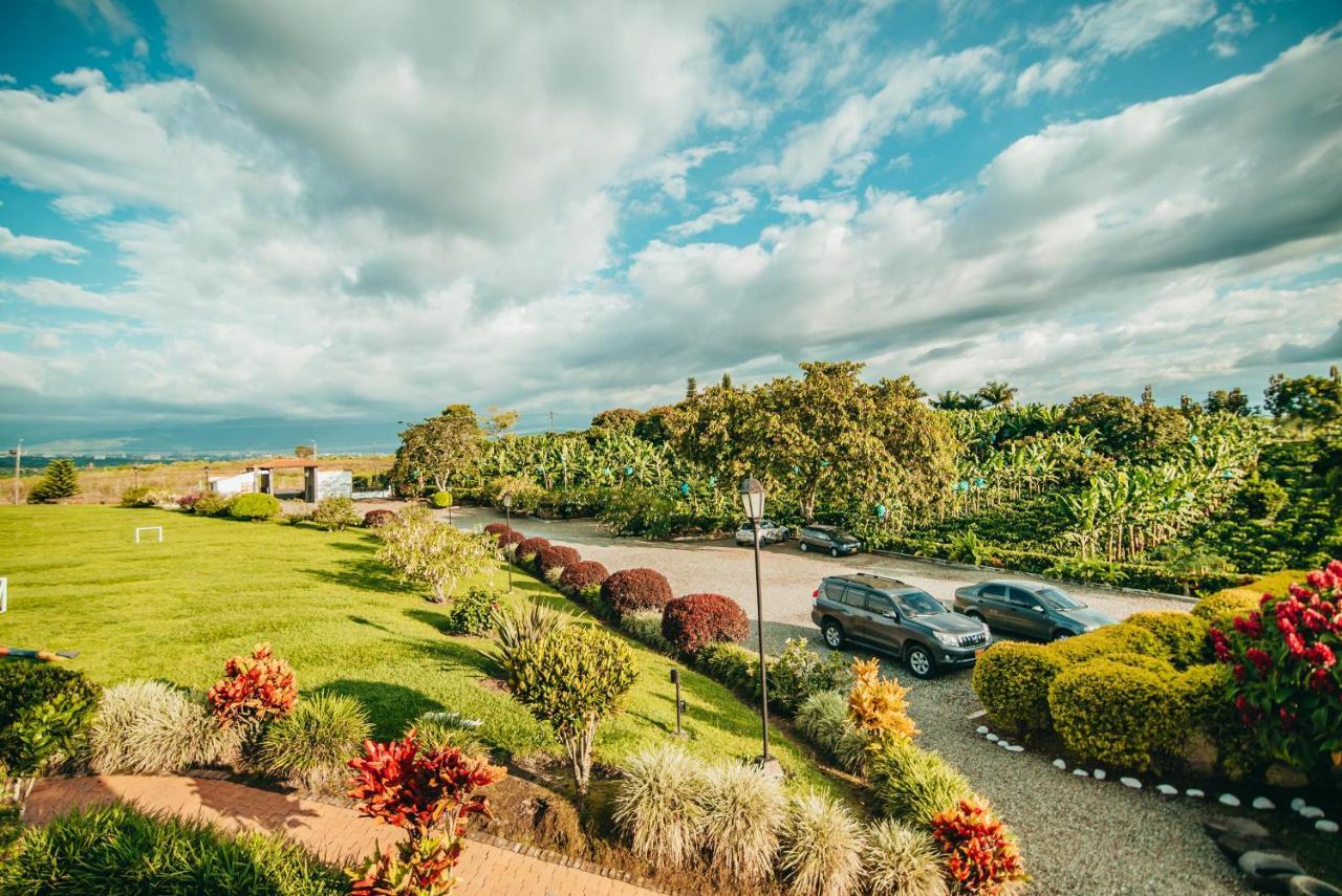 Hotel Arrayanes Del Quindio Montenegro Exteriér fotografie