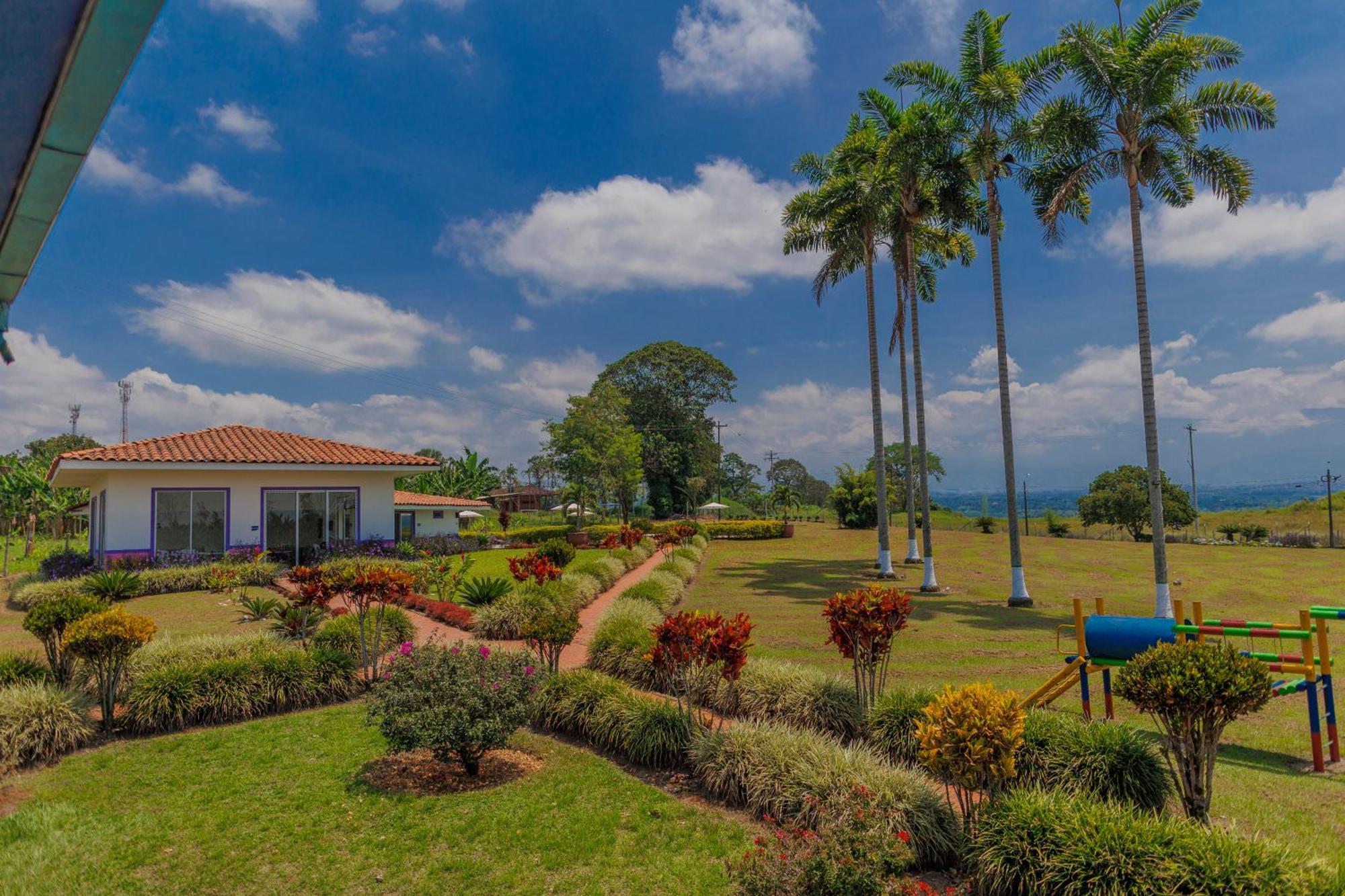 Hotel Arrayanes Del Quindio Montenegro Exteriér fotografie