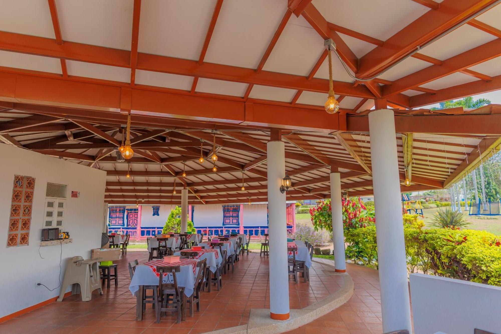 Hotel Arrayanes Del Quindio Montenegro Exteriér fotografie