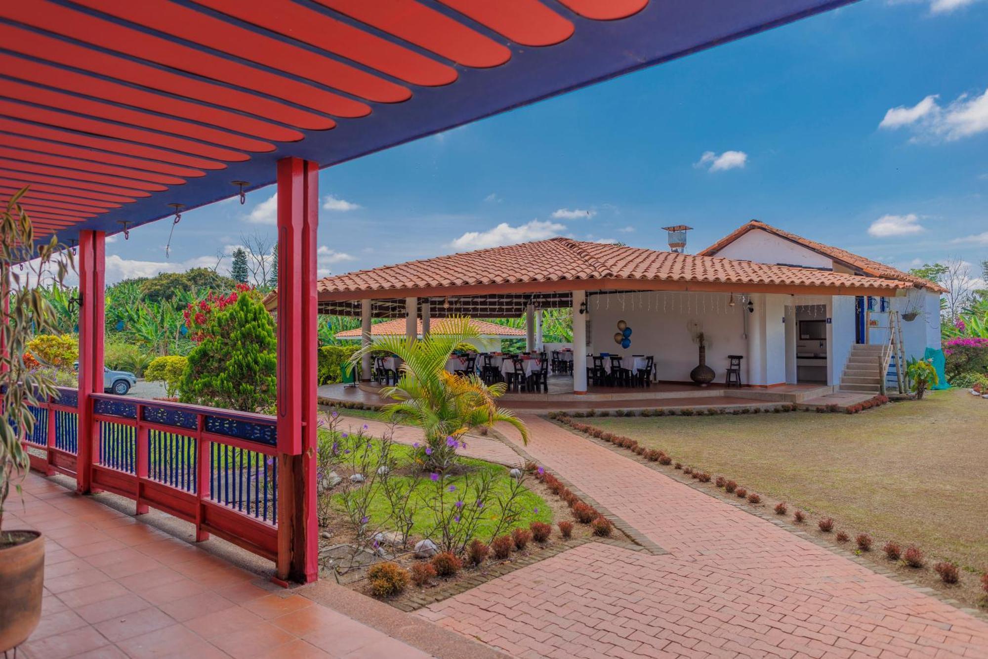Hotel Arrayanes Del Quindio Montenegro Exteriér fotografie