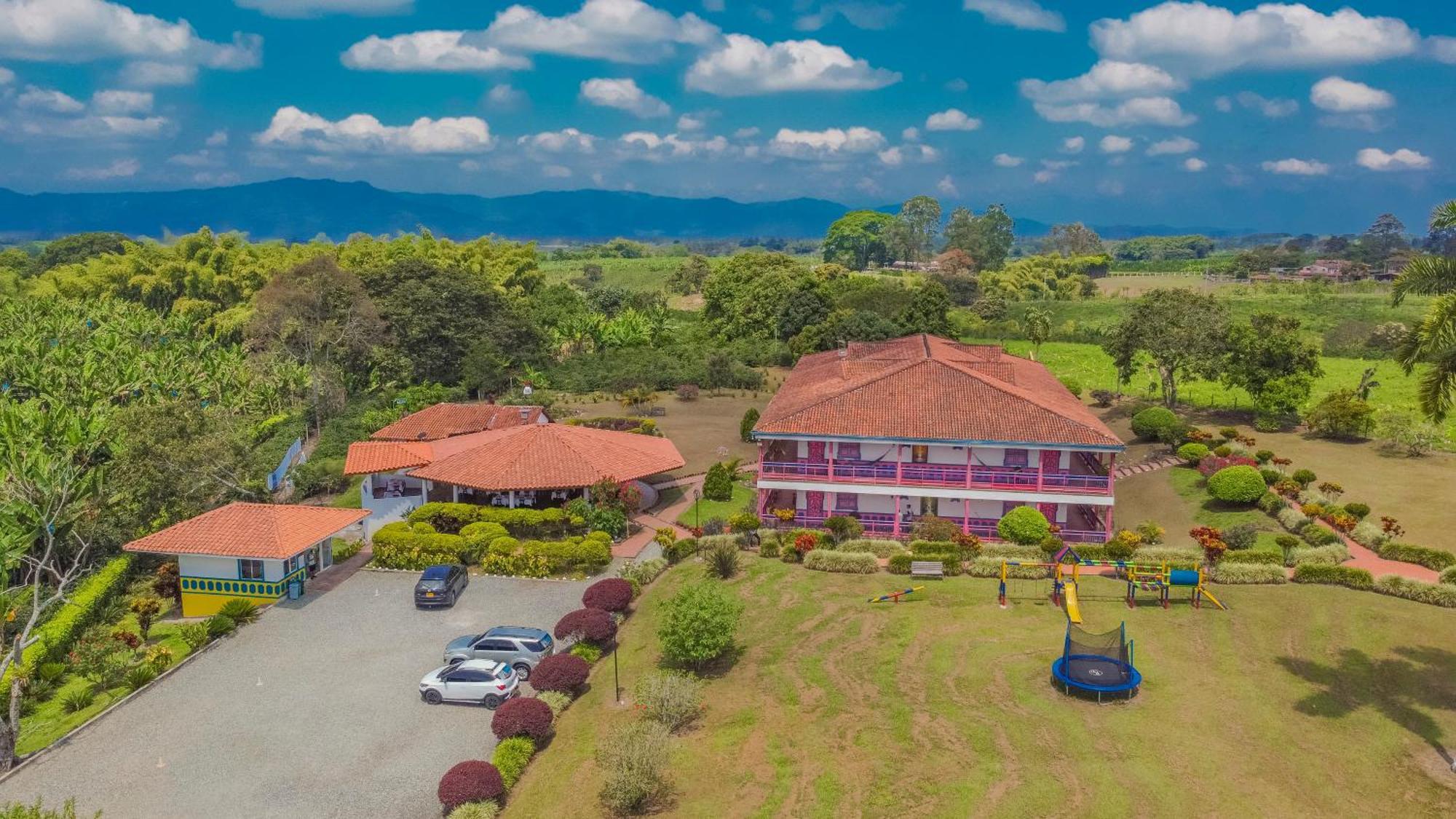 Hotel Arrayanes Del Quindio Montenegro Exteriér fotografie
