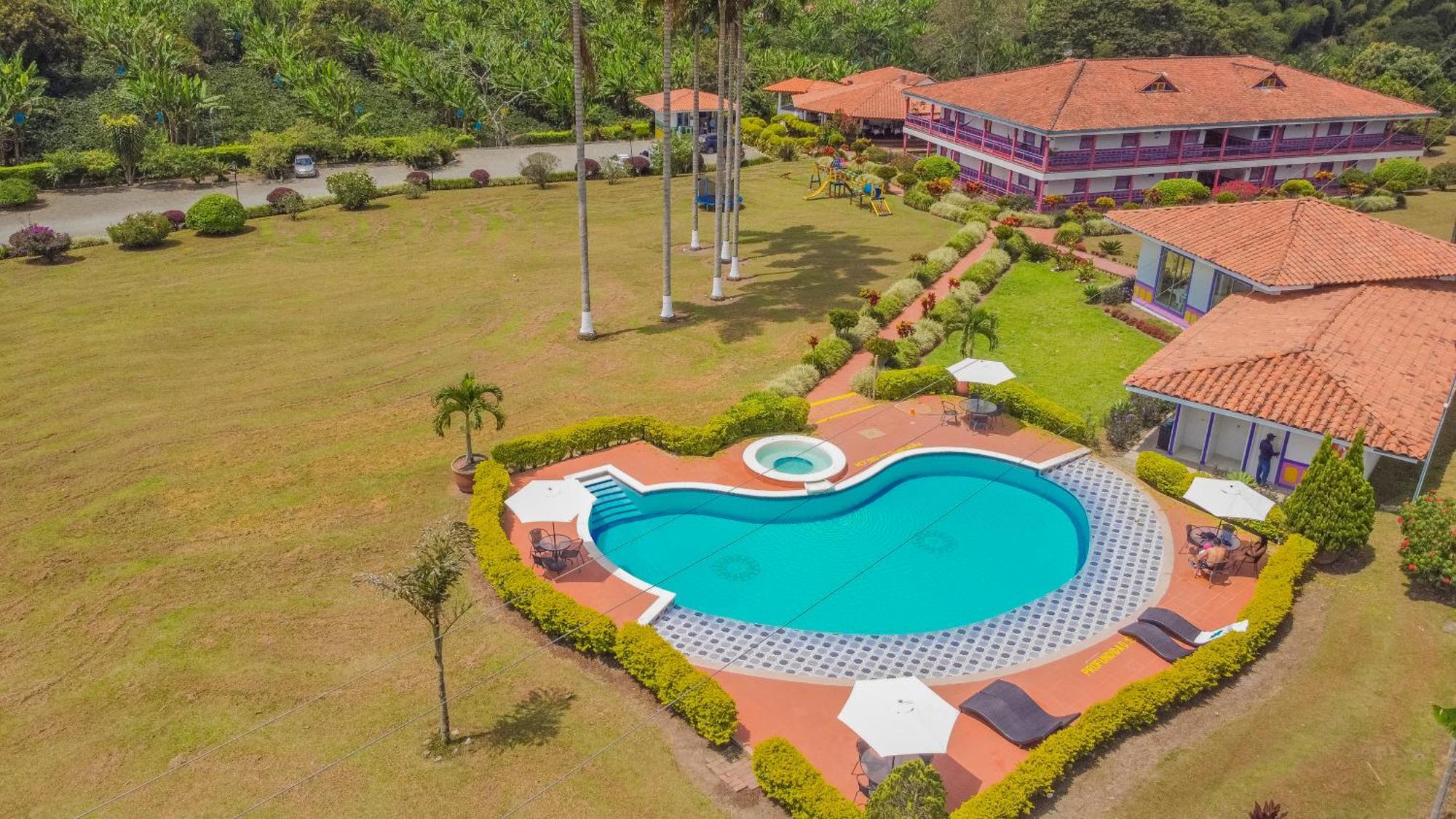 Hotel Arrayanes Del Quindio Montenegro Exteriér fotografie