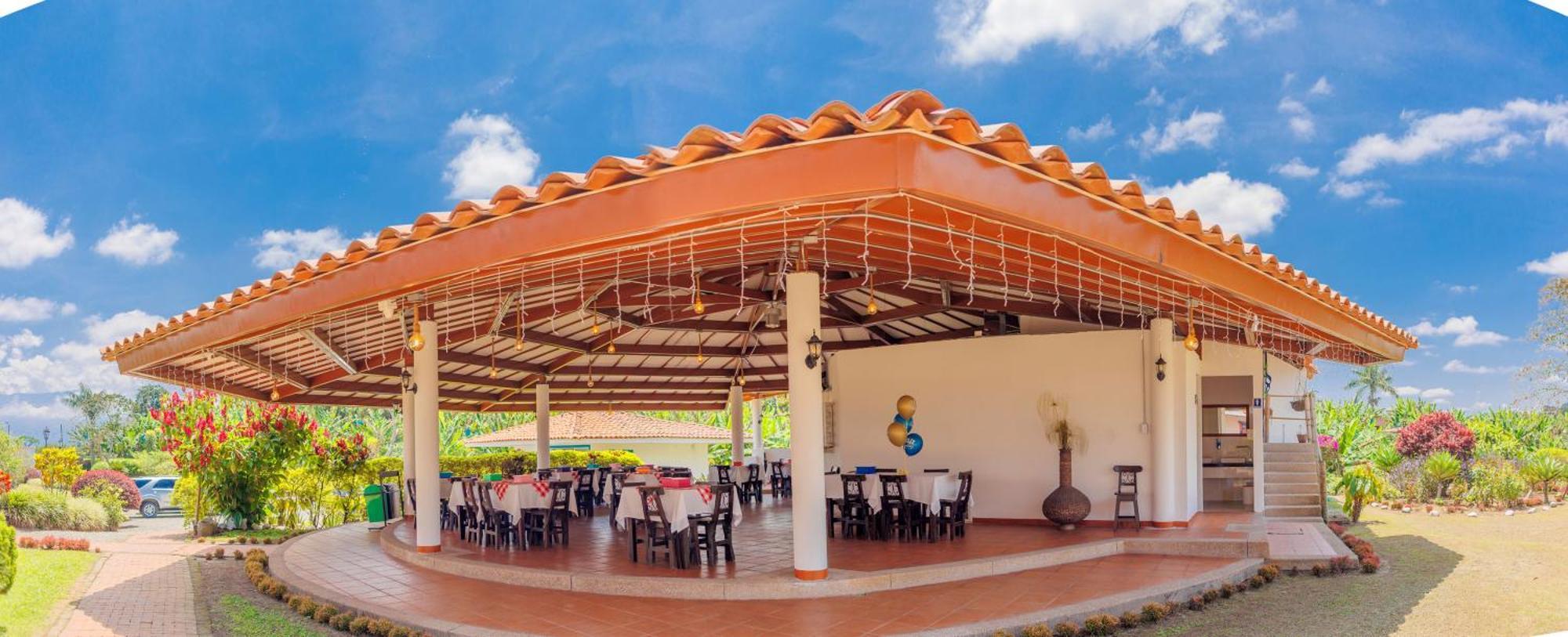 Hotel Arrayanes Del Quindio Montenegro Exteriér fotografie
